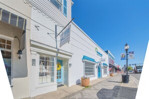 Interior - Stroll Into Town: Cozy Apartment in Kilmarnock (Kilmarnock)