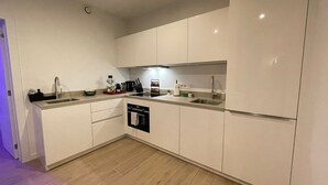 House - One Lux Stay Near Antwerp Central - 3 Bedroom 2 Full Bathrooms (Antwerp)
