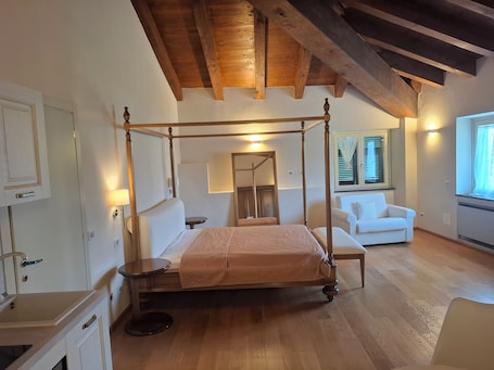 Deluxe Studio, Garden View | 1 bedroom, in-room safe, free WiFi