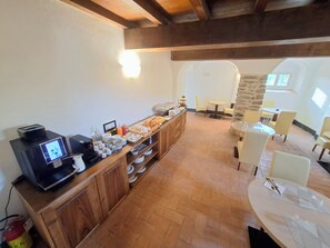 Free daily buffet breakfast - Albergo Palazzo Costa (Beverino)