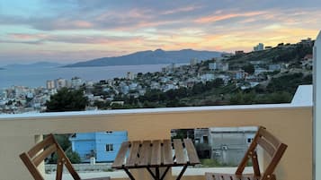 Deluxe Double Room, Sea View | Terrace/patio