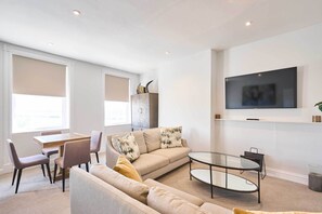 TV, offices - Host & Stay | Albert House (Weymouth)