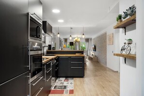 Microwave, oven, dishwasher