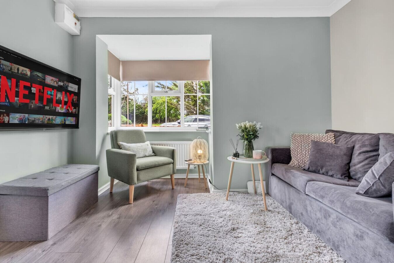 Wheatley House  Excellent Location  Free Parking  Garden  Fast Wifi  Smart Tvs  Yoko Property - Milton Keynes