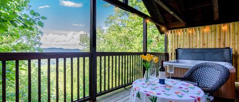 Cabin, 1 Bedroom | Outdoor dining