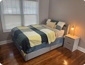 3 chambres, fer et planche à repasser, Wi-Fi gratuit, draps fournis