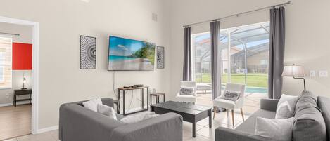 Smart TV, futbolito y tenis de mesa