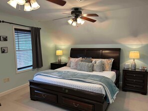 4 chambres, fer et planche à repasser, Wi-Fi, draps fournis