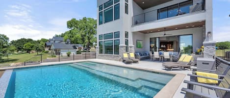 室外泳池、暖水池