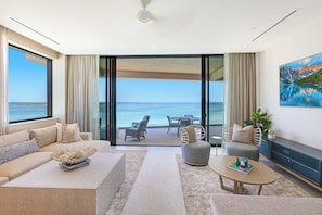 Luxury Condo, 3 Bedrooms, Kitchen, Beachfront | Living room - Aqualina (Nassau)
