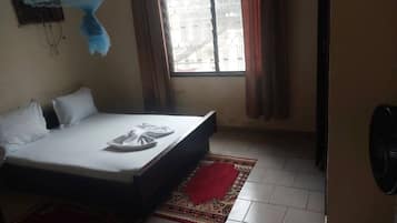 Basic Double Room | Teres/patio
