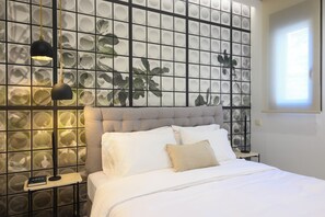 3 chambres, fer et planche à repasser, Wi-Fi, draps fournis