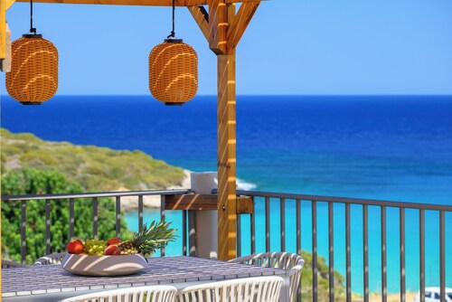 Kalos Luxury Homes, Sea Loft II Private Jacuzzi