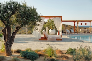 Outdoor pool - Kalos Luxury Homes, Sea Loft II Private Jacuzzi (Kalo Chorio)