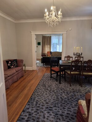 智能电视、壁炉