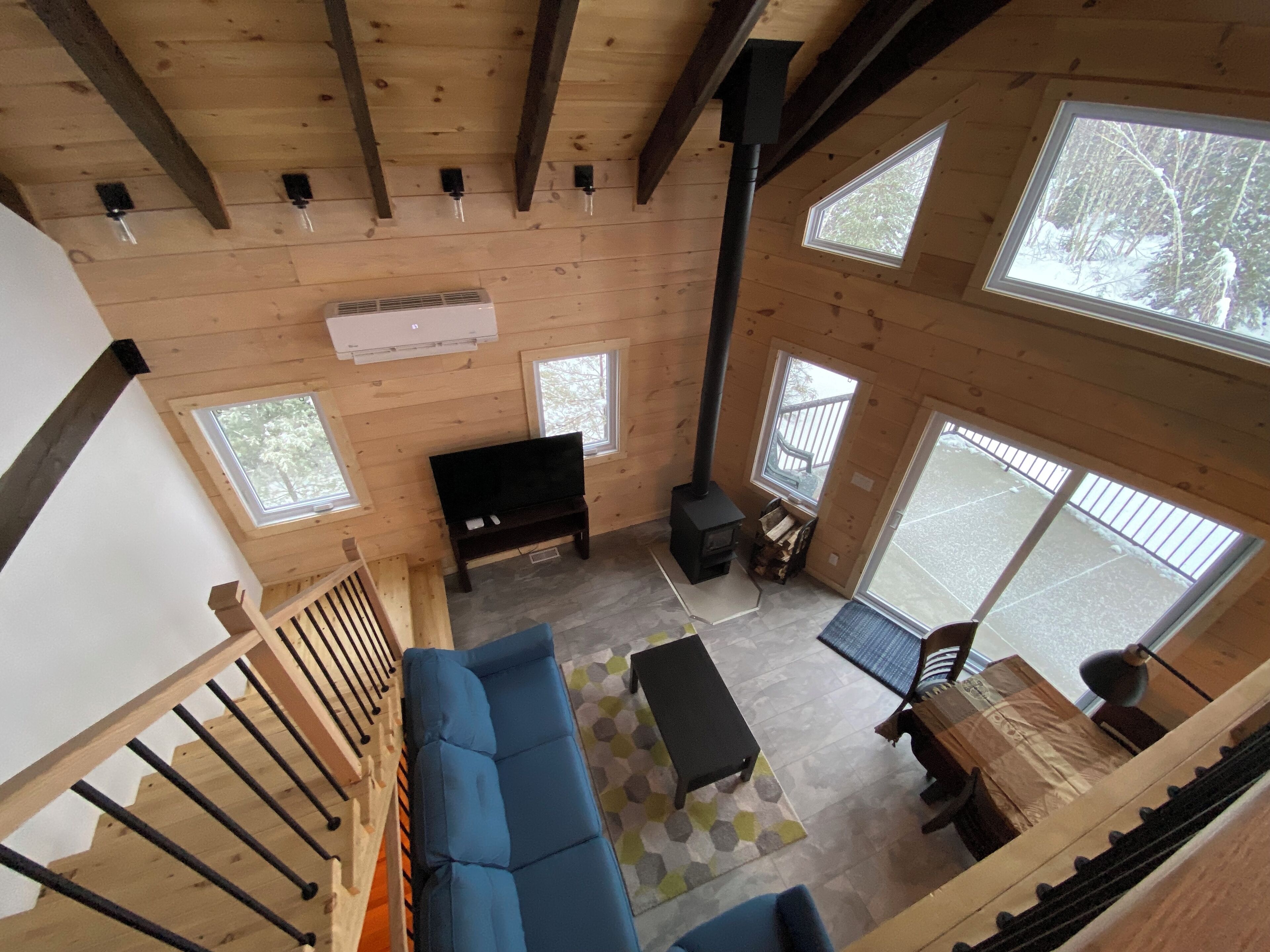 TV connectée, chaîne hi-fi, écrans d'ordinateur