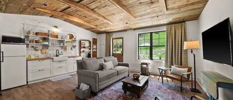 TV connectée, médiathèque, chaîne hi-fi