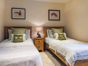 2 bedrooms, free WiFi, bed sheets