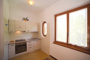 Microwave, oven, stovetop