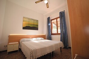 2 bedrooms