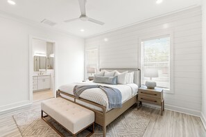 6 bedrooms, desk, iron/ironing board, free WiFi - Golf Cart, Community Pool, Rooftop Hot Tub, Bikes (Inlet Beach)