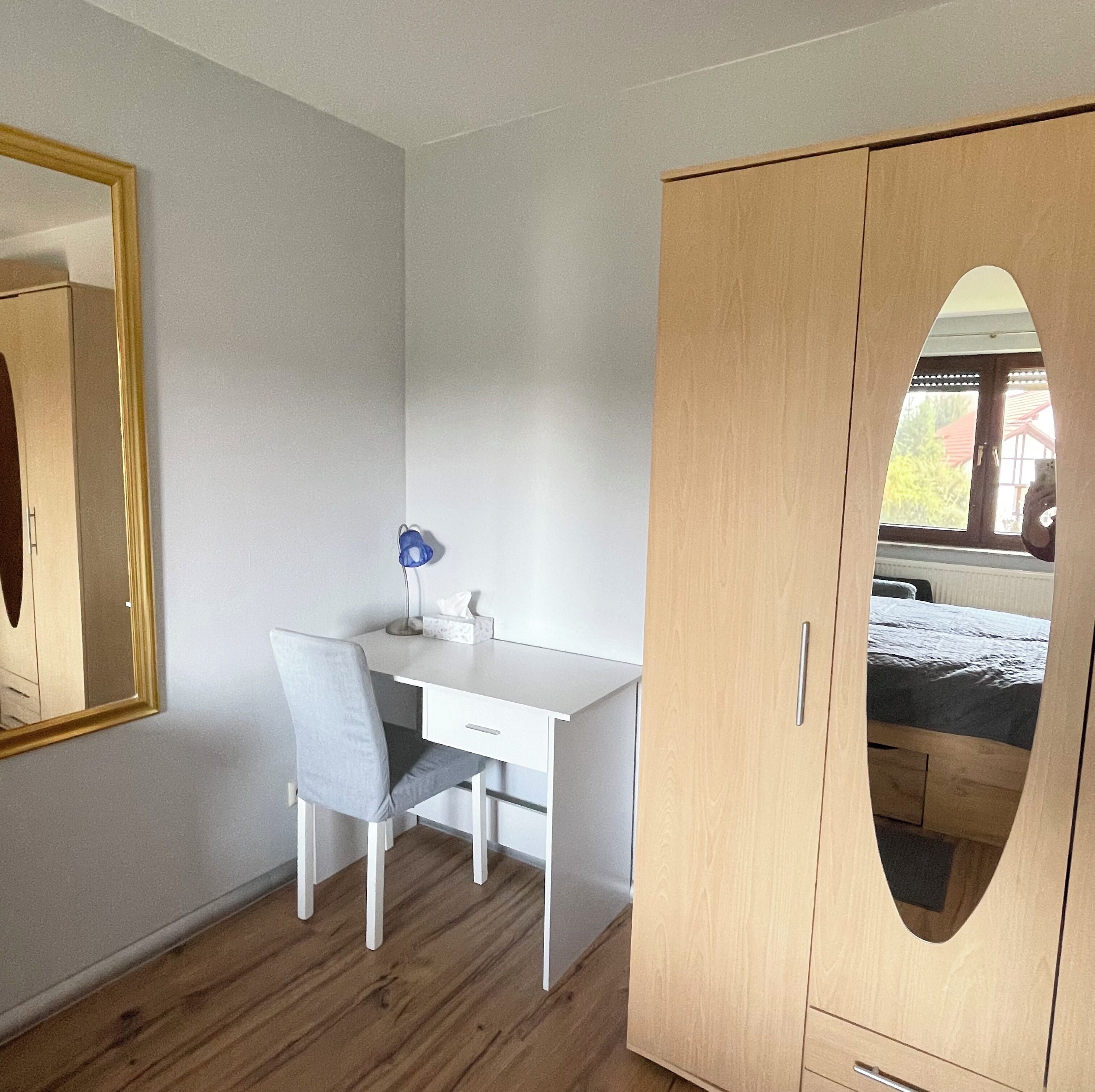 1 slaapkamer, een strijkplank/strijkijzer, reisbedje, wifi