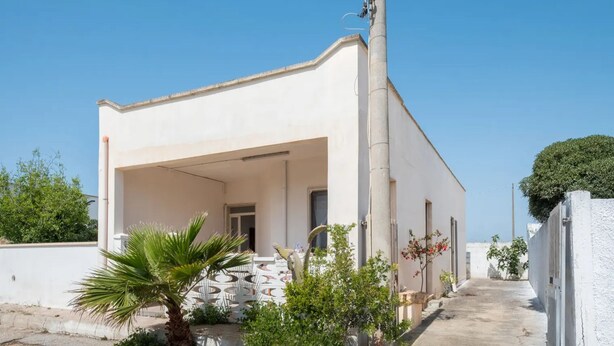 Exterior - Charming Italian Villa in Torre Castiglione With Private Entrance (Porto Cesareo)