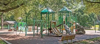 Pet Friendly Bart Street Aerie