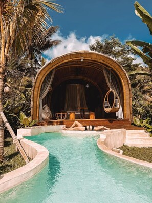 Front of property - Gladak di uma bali (Sidemen)