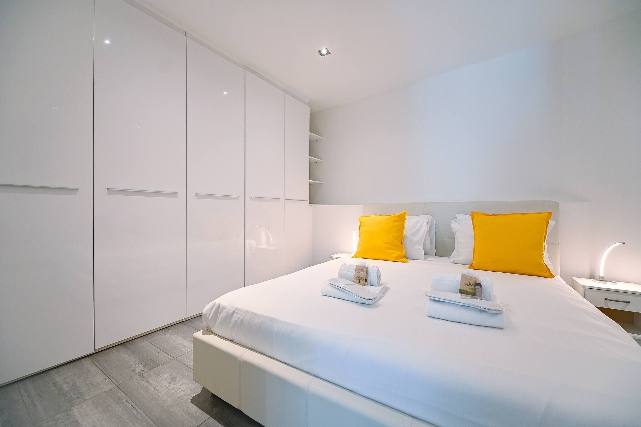 Appartement, 1 chambre, balcon, vue lac