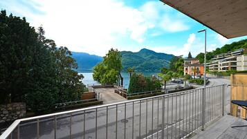 Apartment, 1 Bedroom, Balcony, Lake View | Property grounds