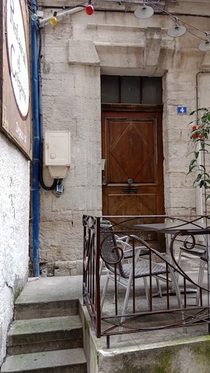 Exterior detail - Apartment downtown Forcalquier (Forcalquier)