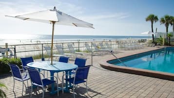 Alberca al aire libre