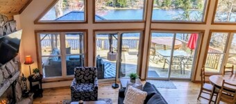 Classic Muskoka Getaway - Hot Tub, Private Beach, Firepit & View!
