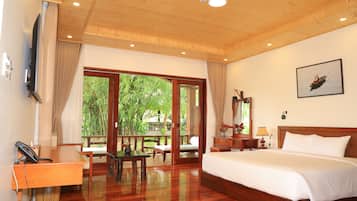 Deluxe Double Room, Pool View | Wi-fi percuma