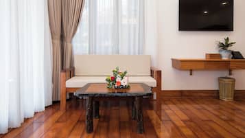 Deluxe Double Room, Pool View | Free WiFi