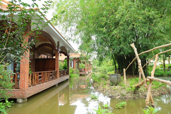 Deluxe Double Room, Pool View | Terrace/patio