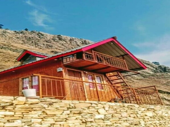 Exterior - Marvelous 2-bedroom cottage in Banjar (Banjar)