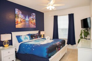 3 bedrooms, iron/ironing board, travel crib, WiFi