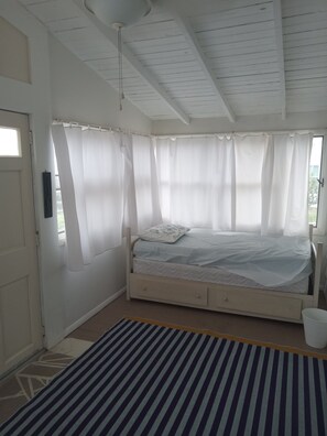 6 Schlafzimmer, Bügeleisen/Bügelbrett, Bettwäsche