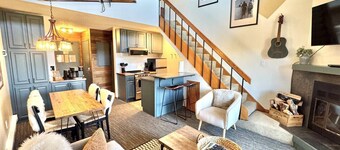 Moose Mtn Retreat | Ski-In/Ski-Out | Pool & Hot Tub