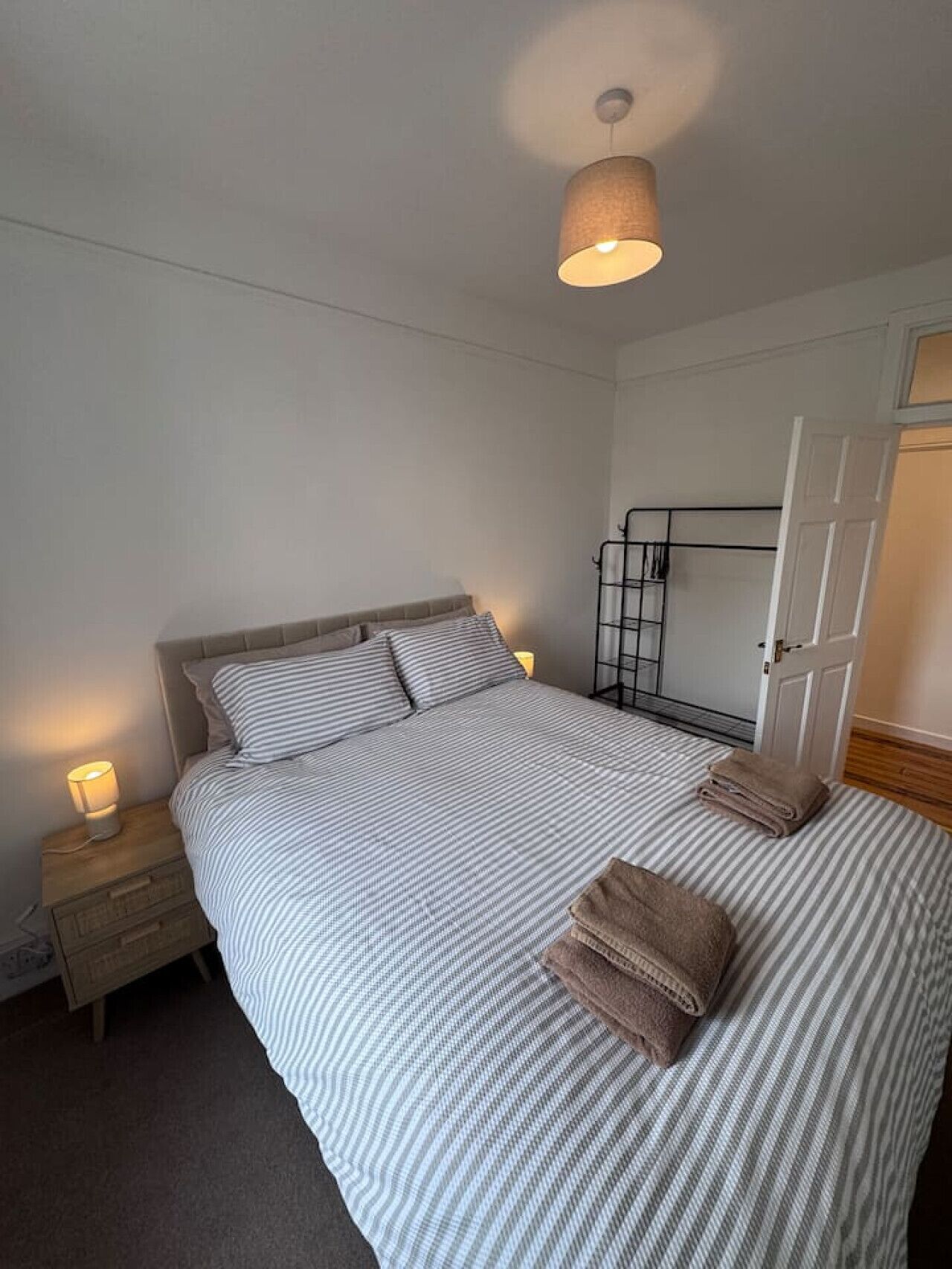 4 bedrooms, WiFi