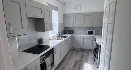 Helensburgh Central Apartment