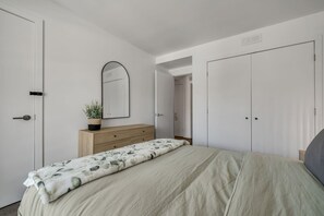 3 Schlafzimmer, Bügeleisen/Bügelbrett, WLAN, Bettwäsche