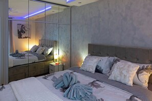 1 habitación, tabla de planchar con plancha, wifi y ropa de cama 