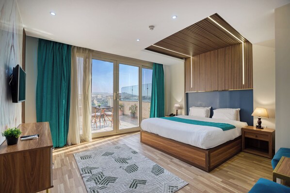 واي فاي مجانًا وملاءات أسرّة