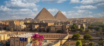 pyramids Yard Hotel