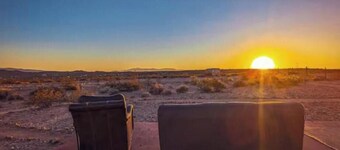 Desert Ranch 🌵w Cowboy Pool, Hammock, Firepit, Soaking Tub, Stargazing🌟, & More