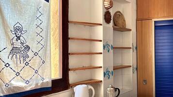 Réfrigérateur, plaque de cuisson