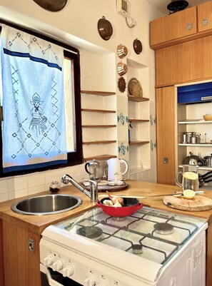 Microwave, oven, stovetop